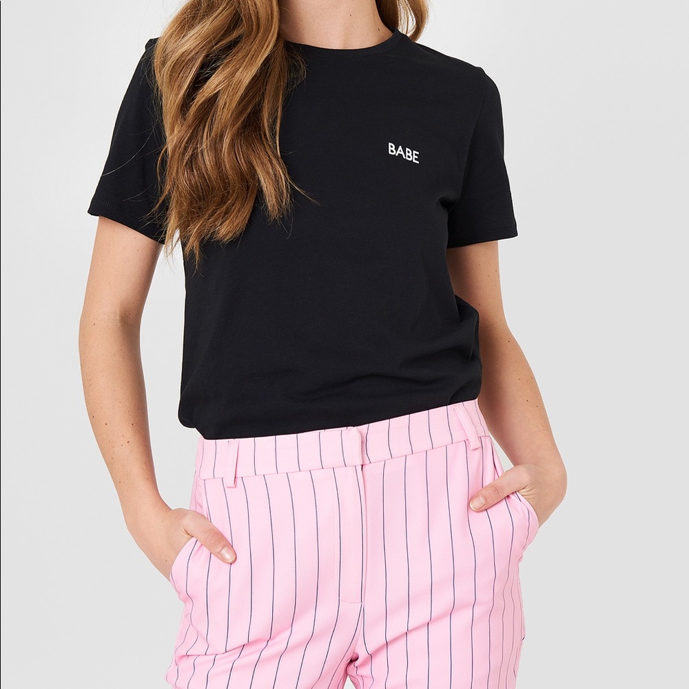 Black t-shirt with writing